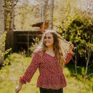 Meet your Posher, Kenzie